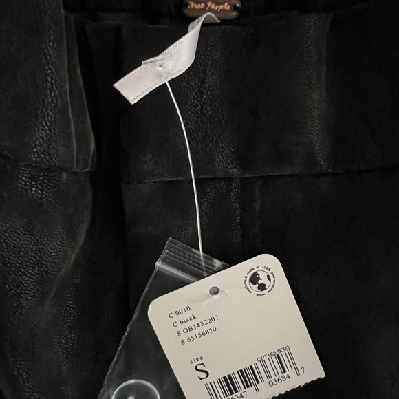 NWT Free People Vegan Suede Shorts - Picture 4 of 4